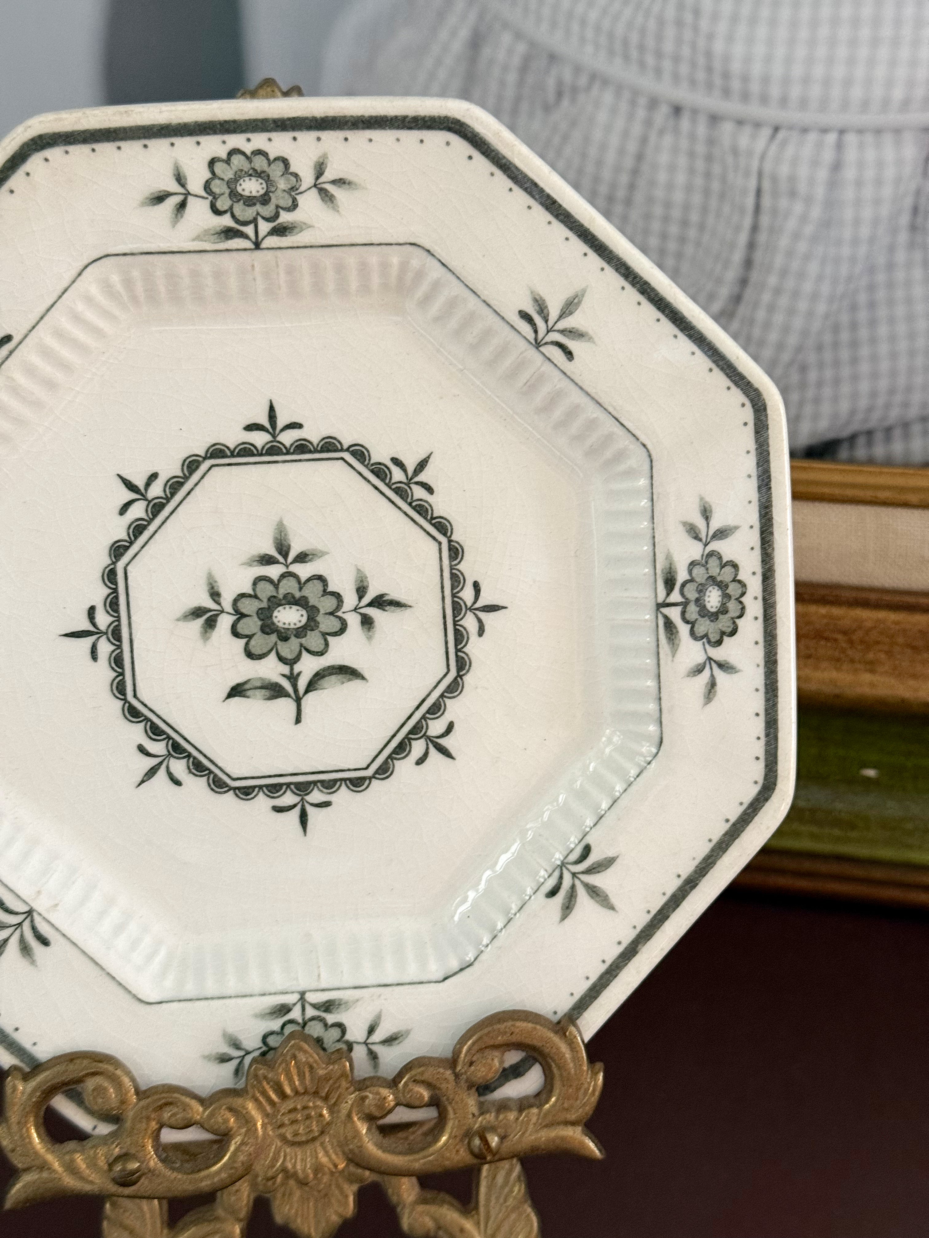 Green Floral Plate