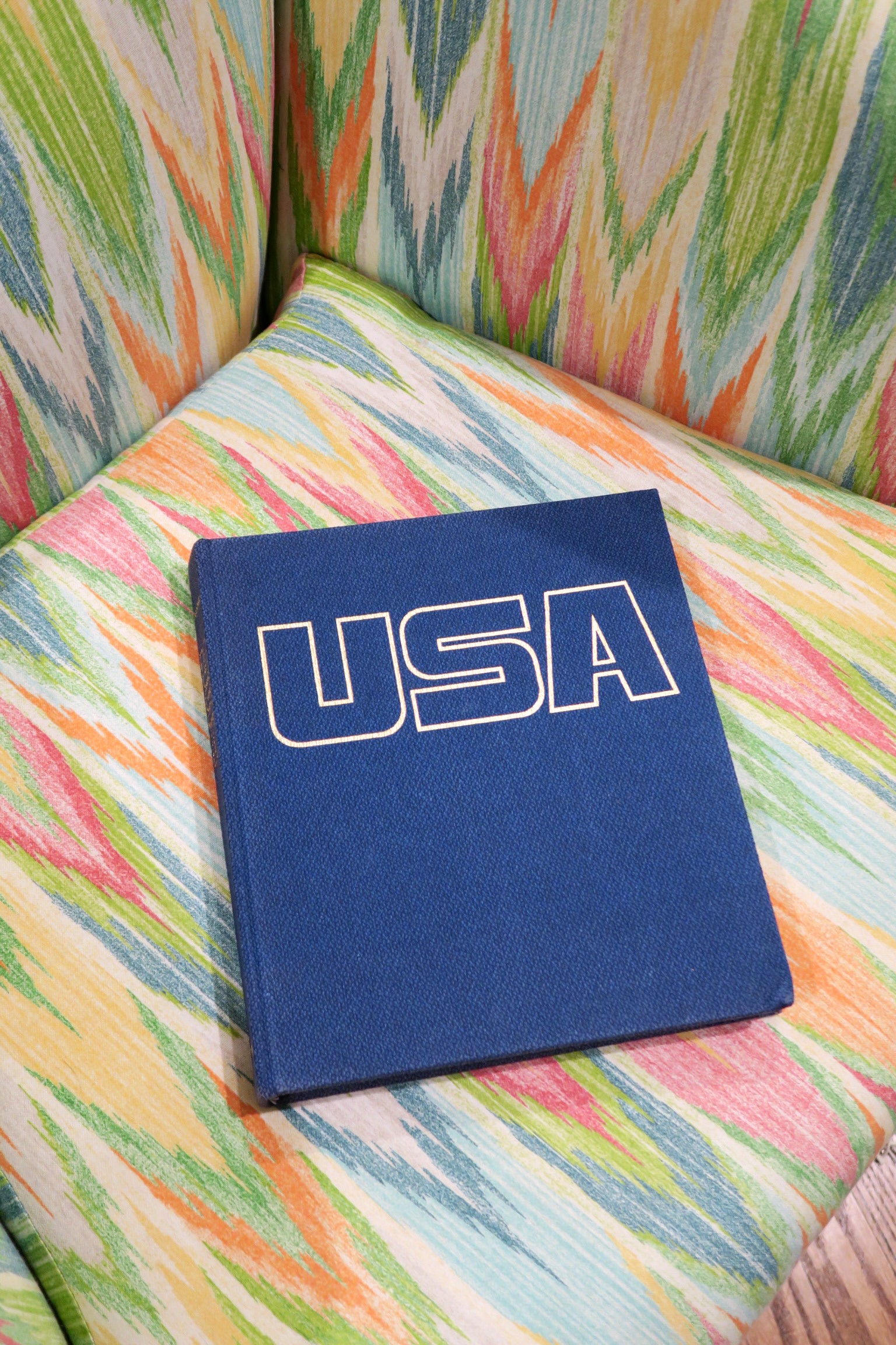USA Linen Cover Coffee Table Book